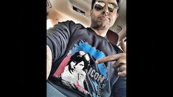 As Amitabh Bachchan completes 50 years in Bollywood, Abhishek pens emotional note for 'dearest pa'