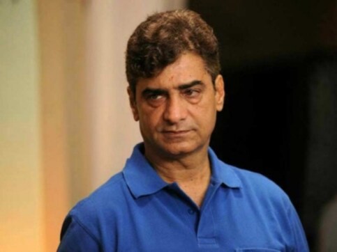 Total Dhamaal Director Indra Kumar Responds To Tigmanshu Dhulia S Criticism Can T Change His Views Entertainment News Firstpost Actor ajith kumar family members with wife shalini, daughter anoushka, son aadvik. total dhamaal director indra kumar
