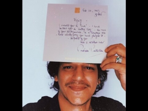 Gully Boy actor Vijay Varma expresses gratitude after receiving congratulatory note from Amitabh Bachchan Gully Boy actor Vijay Varma expresses gratitude after receiving congratulatory note from Amitabh Bachchan