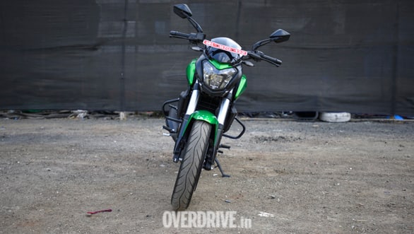 Bajaj-Dominar 400. Overdrive.