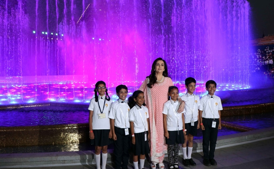 Nita Ambani also invited nearly 2,000 underprivileged children from various NGOs supported by Reliance Foundation to make them experience a Musical Fountain Show at the square. Photo: Sachin Gokhale Nita Ambani also invited nearly 2,000 underprivileged children from various NGOs supported by Reliance Foundation to make them experience a Musical Fountain Show at the square. Photo: Sachin Gokhale