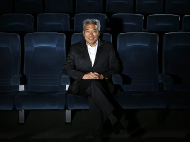 Warner Bros CEO Kevin Tsujihara apologises to staff following sexual misconduct allegations Warner Bros CEO Kevin Tsujihara apologises to staff following sexual misconduct allegations