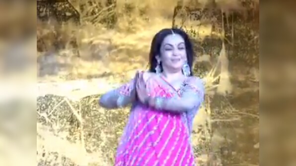 Watch: Nita Ambani performs to Krishna Bhajan in a musical fountain act at Akash Ambani-Shloka Mehta's wedding reception