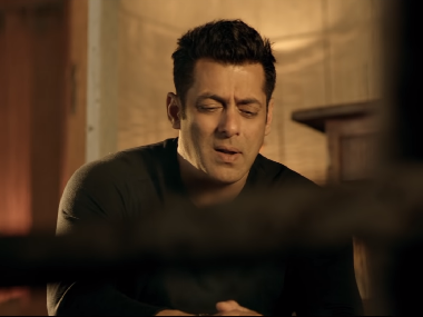 Salman Khan announces his next, Kabhi Eid Kabhi Diwali, directed by Farhad Samji, produced by Sajid Nadiadwala Salman Khan announces his next, Kabhi Eid Kabhi Diwali, directed by Farhad Samji, produced by Sajid Nadiadwala