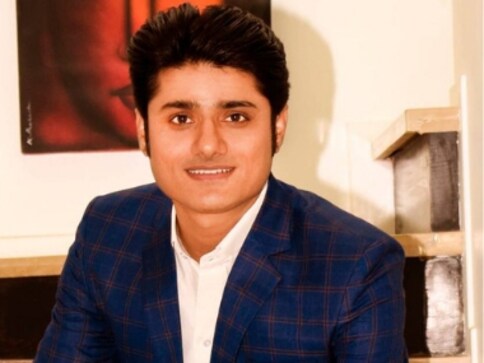 PM Narendra Modi: Producer Sandip Ssingh to lend voice to rap song Namo Namo in Vivek Oberoi's upcoming film PM Narendra Modi: Producer Sandip Ssingh to lend voice to rap song Namo Namo in Vivek Oberoi's upcoming film