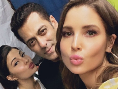 Jacqueline Fernandez and her doppelganger Amanda Cerny attend special screening of Salman Khan's Notebook Jacqueline Fernandez and her doppelganger Amanda Cerny attend special screening of Salman Khan's Notebook