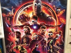 Dontspoiltheendgame Robert Downey Jr Reminds Avengers Endgame Fans With New Googly Eyes Poster Entertainment News Firstpost