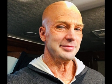 Avengers: Endgame – Chris Evans shares behind-the-scenes photo of old man Steve Rogers Avengers: Endgame – Chris Evans shares behind-the-scenes photo of old man Steve Rogers