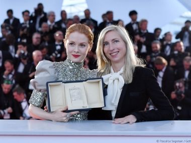 Cannes 2019: Britain's Emily Beecham wins best actress for psychological thriller Little Joe Cannes 2019: Britain's Emily Beecham wins best actress for psychological thriller Little Joe
