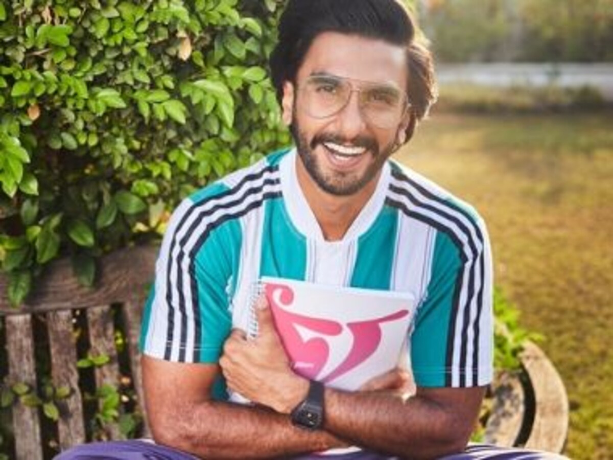 Ranveer Singh Seems to Be at The 'Pink' Of His Health Amid