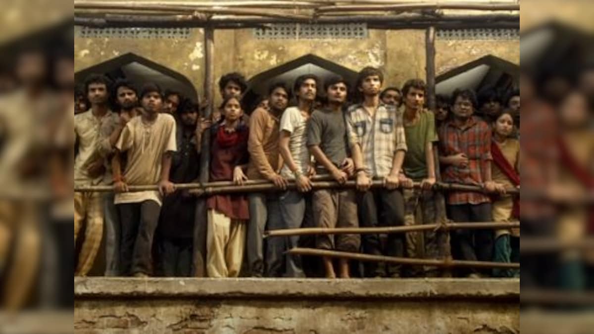 Super 30 trailer: Hrithik Roshan's Anand Kumar wages war against the entitled in Vikas Bahl's biographical drama