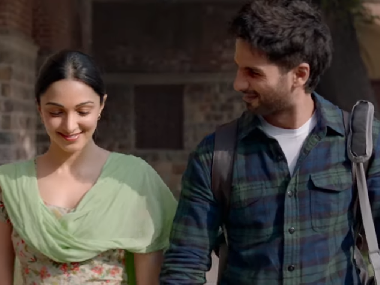 Kabir Singh song Mere Sohneya gives a glimpse into Shahid Kapoor, Kiara Advani's tumultuous romance Kabir Singh song Mere Sohneya gives a glimpse into Shahid Kapoor, Kiara Advani's tumultuous romance