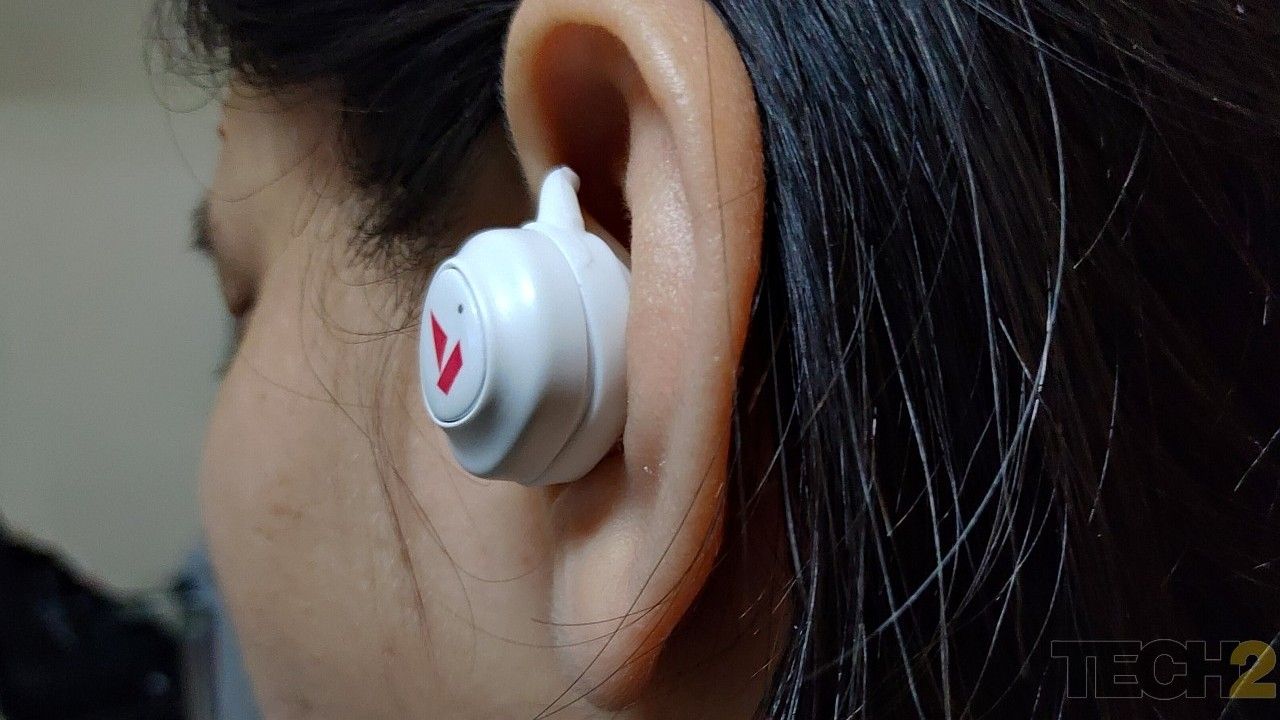 airdopes in ear