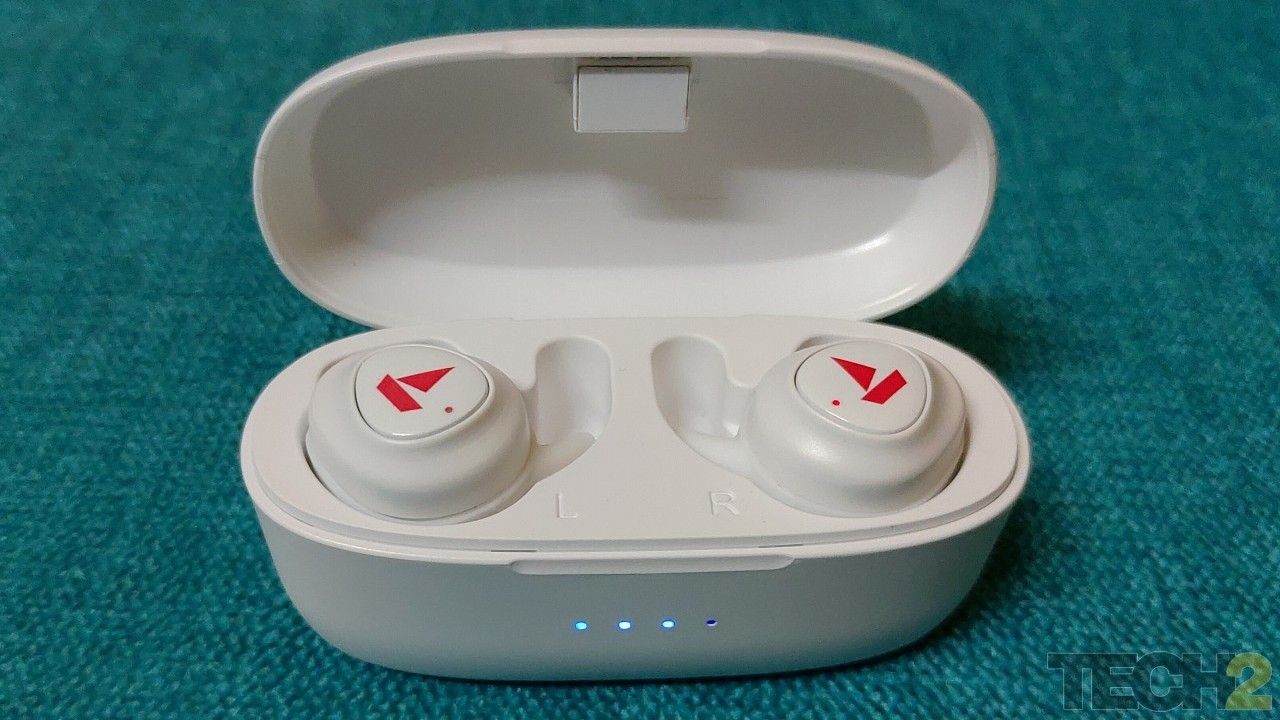 Boat Airdopes 411 charging pod with the ear buds
