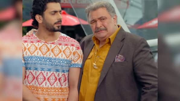 Jhootha Kahin Ka trailer: Rishi Kapoor, Sunny Singh get tangled in a web of lies in Smeep Kang's comedy