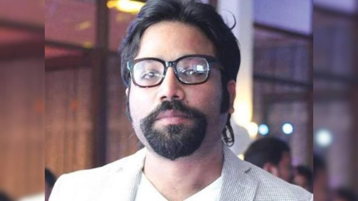 Kabir Singh: Sandeep Reddy Vanga defends film against 'pseudo' criticism: It's not love if you can't demonstrate it physically