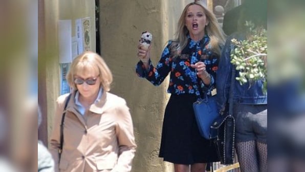 Big Little Lies: Scene depicting Reese Witherspoon hurling ice cream cone at Meryl Streep removed