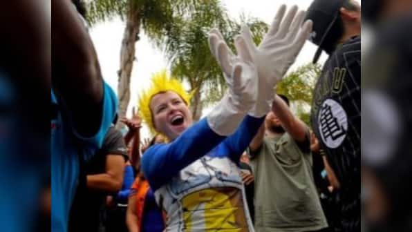 Dragon Ball Z fans break Guinness world record for largest Kamehameha attack at San Diego Comic Con