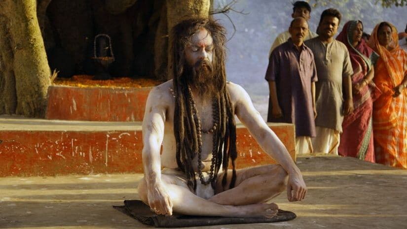 Jisshu Sengupta's Mahendra as Bhawal's Sanyasi