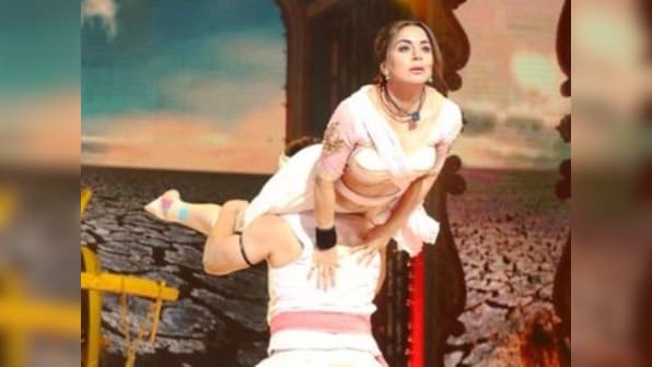 Nach Baliye 9: Shraddha Arya suffers head injury during dance performance with beau Alam Makka