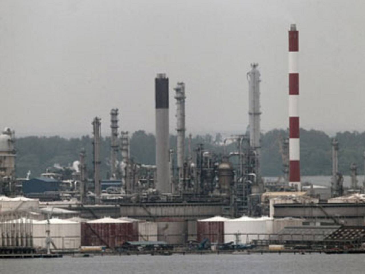 Shell exits city gas business in India, sells 10% stake in Mahanagar ...