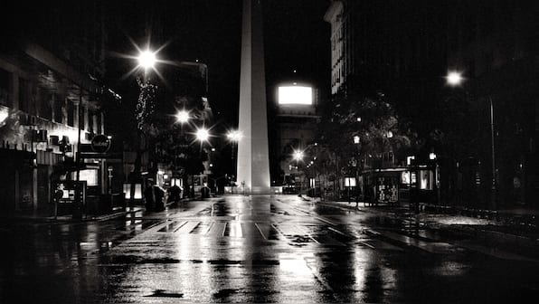 Argentine-German photographer Gerardo Korn paints the city of Buenos Aires in black and white