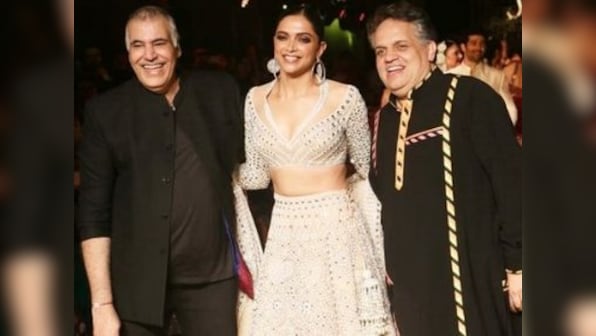 Deepika Padukone turns showstopper for Abu Jani-Sandeep Khosla's 33rd anniversary bash