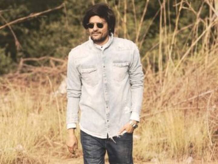 Khali Peeli: Raazi actor Jaideep Ahlawat cast as antagonist in Ishaan Khatter, Ananya Panday's upcoming film