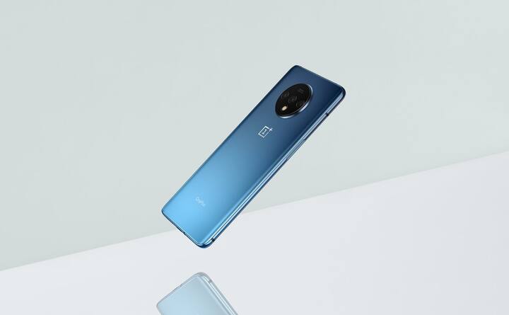 OnePlus 7T with round triple rear camera setup revealed by CEO Pete Lau