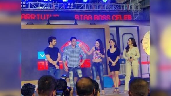 Bigg Boss 13: Salman Khan gets involved in argument with photographer, says 'ban me if you have an issue'