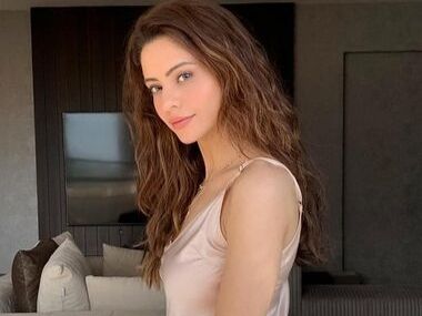 Kasautii Zindagii Kay 2: Aamna Sharif replaces Hina Khan as Komolika in Erica Fernandes, Parth Samthaan's show Kasautii Zindagii Kay 2: Aamna Sharif replaces Hina Khan as Komolika in Erica Fernandes, Parth Samthaan's show