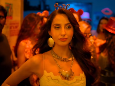 Marjaavaan song Ek Toh Kum Zindagani: Nora Fatehi dances to Tanishk Bagchi's remix of Rekha's iconic number Marjaavaan song Ek Toh Kum Zindagani: Nora Fatehi dances to Tanishk Bagchi's remix of Rekha's iconic number