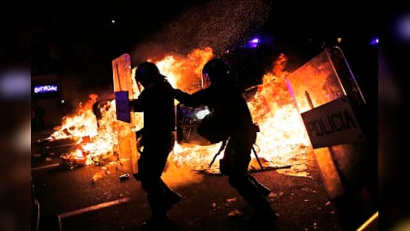 Catalan protests: Clash between protesters, police continues on third day as demonstrators seek to forge new European country