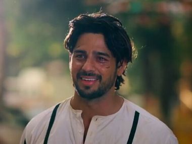 Marjaavaan song Thodi Jagah: Sidharth Malhotra gradually loses grip on reality as Tara Sutaria's memories haunt him Marjaavaan song Thodi Jagah: Sidharth Malhotra gradually loses grip on reality as Tara Sutaria's memories haunt him