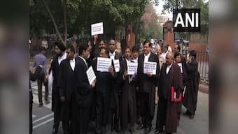 Two lawyers attempt suicide outside Delhi's Rohini court; Bar Council chief assures requisite action against guilty
