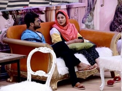 Bigg Boss 13 Day 36 highlights: Sidharth Shukla punished for violent behaviour with Mahira Sharma Bigg Boss 13 Day 36 highlights: Sidharth Shukla punished for violent behaviour with Mahira Sharma