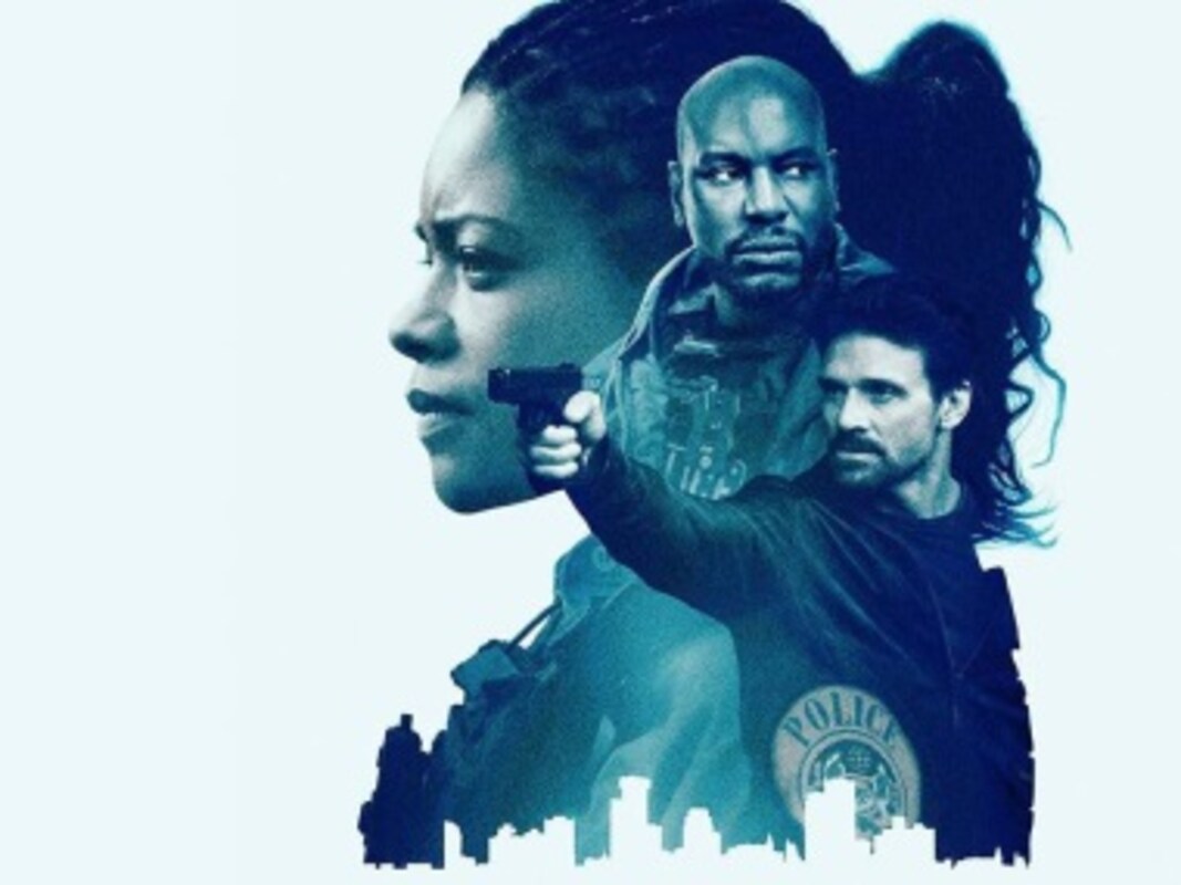 Black And Blue Full Movie Tyrese Gibson In English Black And Blue Movie Review Naomie Harris Is Torn Between Duty And Community In This Generic Cop Action Thriller Entertainment News Firstpost