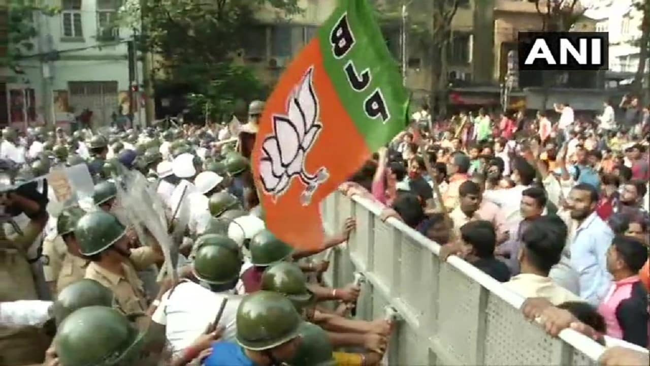 BJP Workers Clash With Kolkata Police At Rally To Protest Spurt In ...