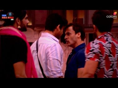 Bigg Boss Day 47 highlights: Asim Riaz, Sidharth Shukla involved in ugly brawl during 'Shehnaz Ka Swayamvar' Bigg Boss Day 47 highlights: Asim Riaz, Sidharth Shukla involved in ugly brawl during 'Shehnaz Ka Swayamvar'
