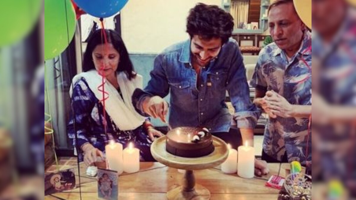 Kartik Aaryan turns 29: Actor celebrates birthday with parents after wrapping Dostana 2's Punjab schedule