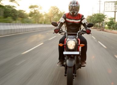 Honda resumes work at Manesar plant with permanent staff; sacked contractual workers continue with protest Honda resumes work at Manesar plant with permanent staff; sacked contractual workers continue with protest