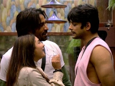 Bigg Boss 13 Day 76 highlights: Rashami Desai has major fallout with Sidharth Shukla during daily task Bigg Boss 13 Day 76 highlights: Rashami Desai has major fallout with Sidharth Shukla during daily task