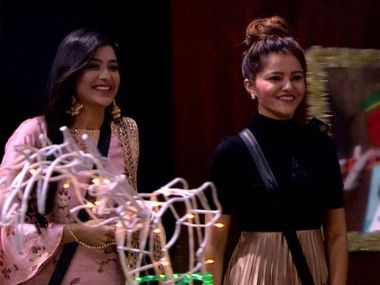 Bigg Boss 13 Day 81 highlights: Rubina Dilaik, Nimrit Ahluwalia, other TV stars join Christmas celebrations Bigg Boss 13 Day 81 highlights: Rubina Dilaik, Nimrit Ahluwalia, other TV stars join Christmas celebrations