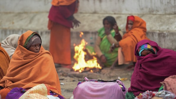 'Cold day' predicted for Delhi today and tomorrow; IMD issues yellow alert