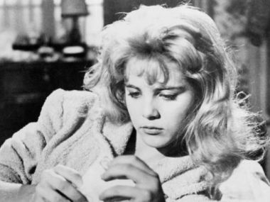 Sue Lyon, best known for playing titular role in Stanley Kubrick's Lolita, passes away aged 73 Sue Lyon, best known for playing titular role in Stanley Kubrick's Lolita, passes away aged 73