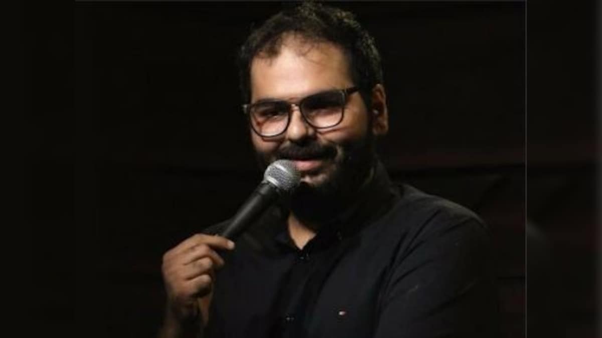 After travel ban by Air India, Kunal Kamra recounts how he insisted on paying excess luggage fine because 'airline's in debt'