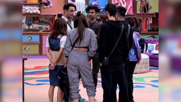 Bigg Boss 13 Day 114 highlights: Contestants object to Vikas Gupta's unfair means during 'Noton Ki Baarish' task