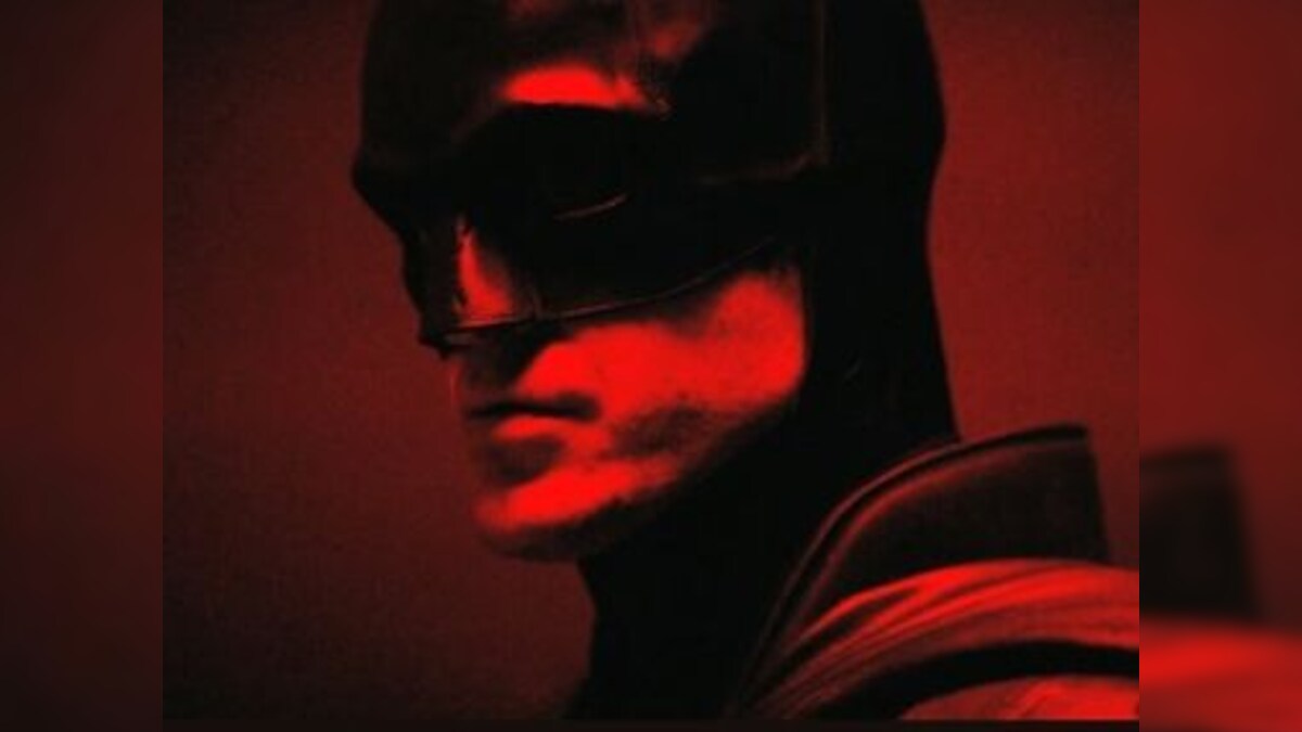 The Batman Director Matt Reeves Teases Robert Pattinsons First Look As Caped Crusader In Camera 