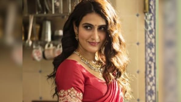 Fatima Sana Shaikh's first look as a 'Marathi Mulgi' unveiled from Manoj Bajpayee, Diljit Dosanjh's Suraj Pe Mangal Bhari