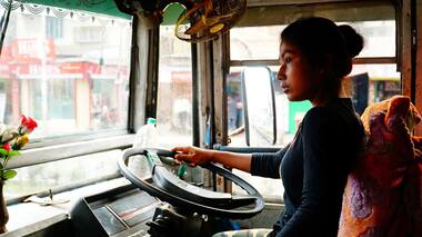 Meet 21-year-old Kalpana Mondal — social media star who’s Kolkata's youngest female bus driver